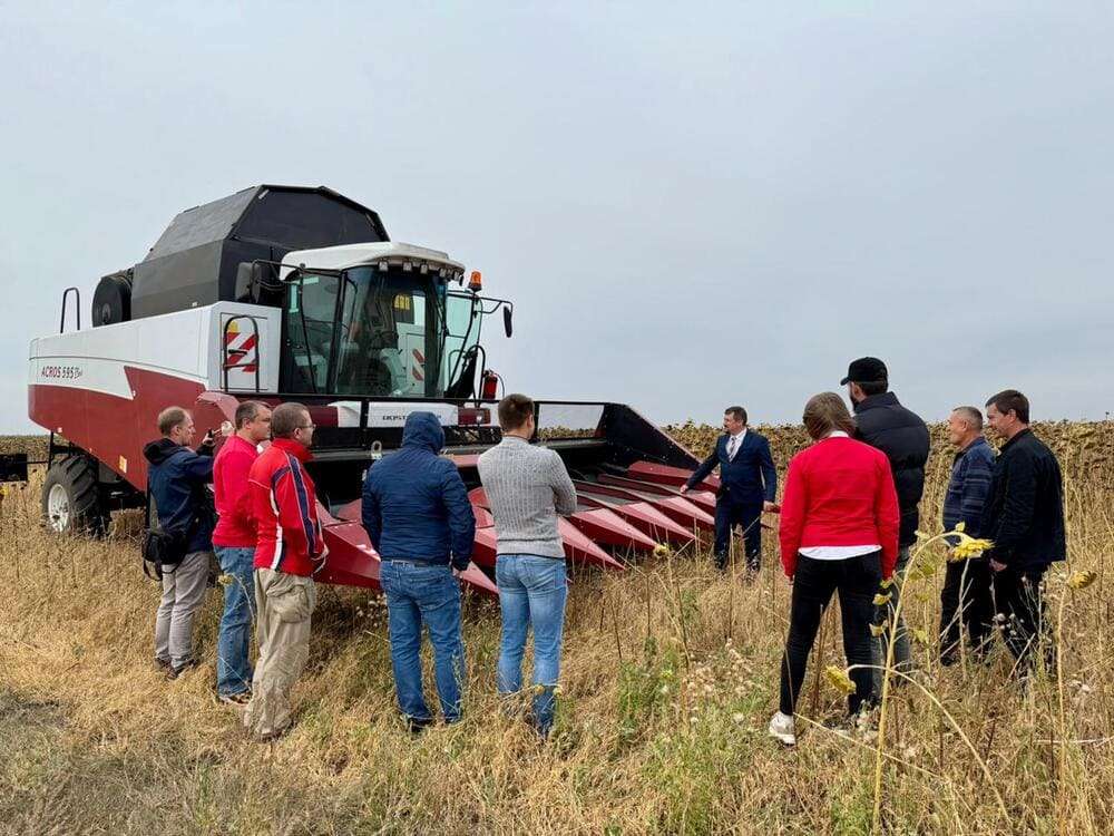 Уборка подсолнечника комбайном ACROS 595 PLUS Уборка подсолнечника комбайном ACROS 595 PLUS
